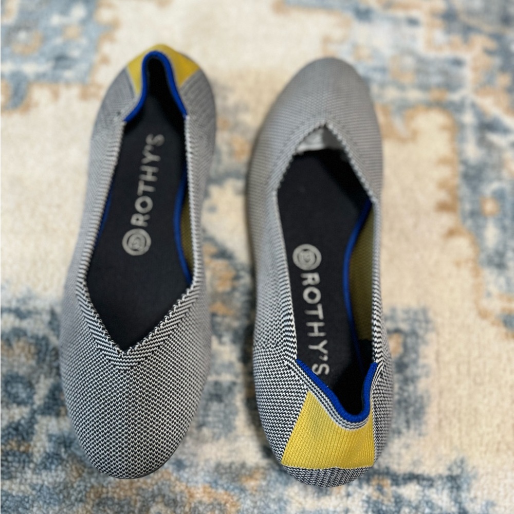 Rothy’s Shale Ribbon Stripe Ballet Flat Size 9